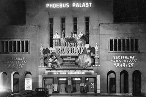 1958: Gloria-Palast en Fráncfort del meno, vestíbulo