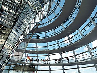 Cúpula del Reichstag (antiguo Parlamento alemán)
