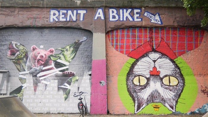 Tierische Begleiter im YAAM