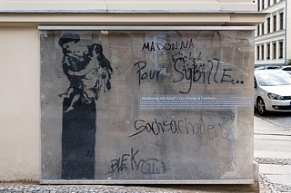 Karl-Liebknecht-Straße, Madonna mit Kind