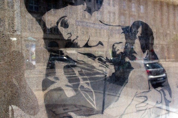 Karl-Liebknecht-Straße, Madonna mit Kind