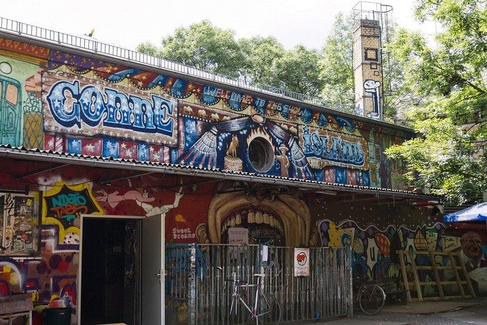 Koburger Straße: Conne Island