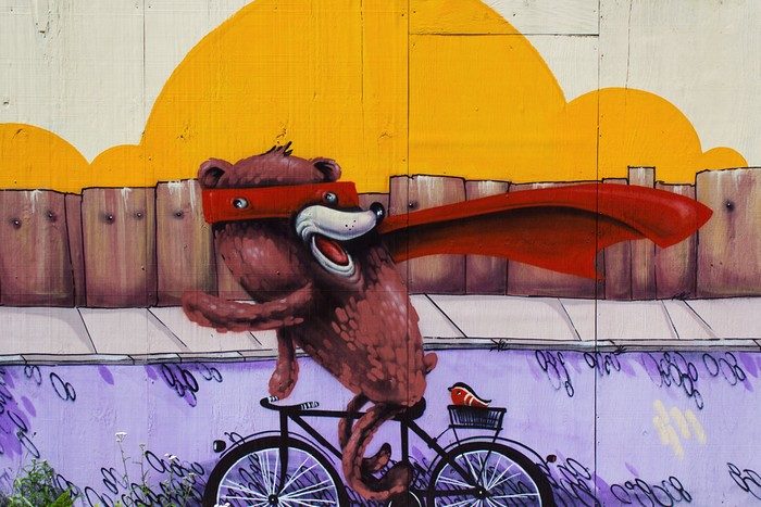 Wilhelm-Leuschner-Platz: bunte Tierwelt am Bauzaun