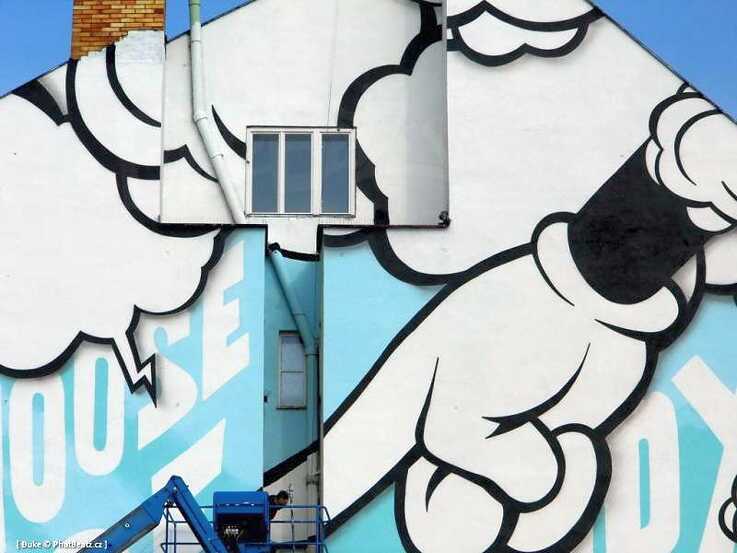 Dílo Pasty Onera u stanice metra Dejvická