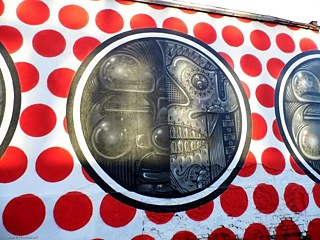 Nahaufnahme des Kunstwerks von How´n´nosm