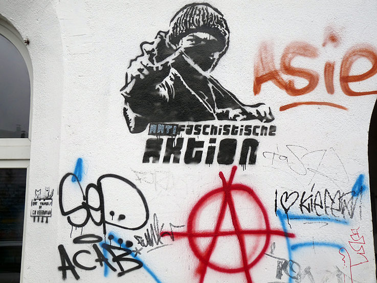 Anarchie, Antifa und jede Menge Tags