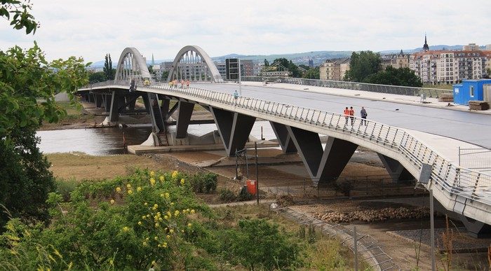 Waldschlösschenbrücke
