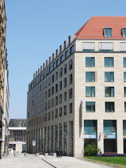 Hotel Altmarkt: Blick zum Kulturpalast