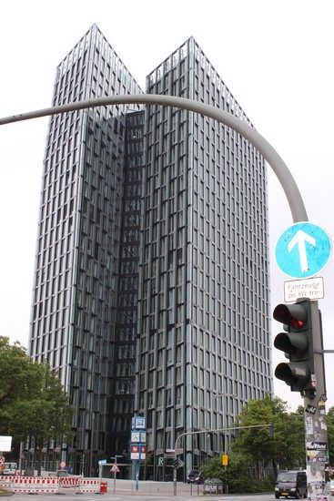 Tanzende Türme: Außenansicht von der Reeperbahn aus