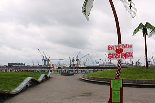 Park Fiction zeigt sich mit Gezi-Park solidarisch