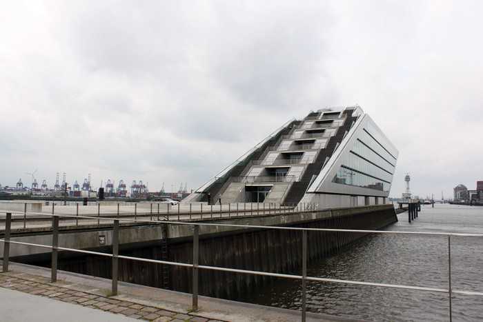 Dockland, veřejně přístupné venkovní schodiště