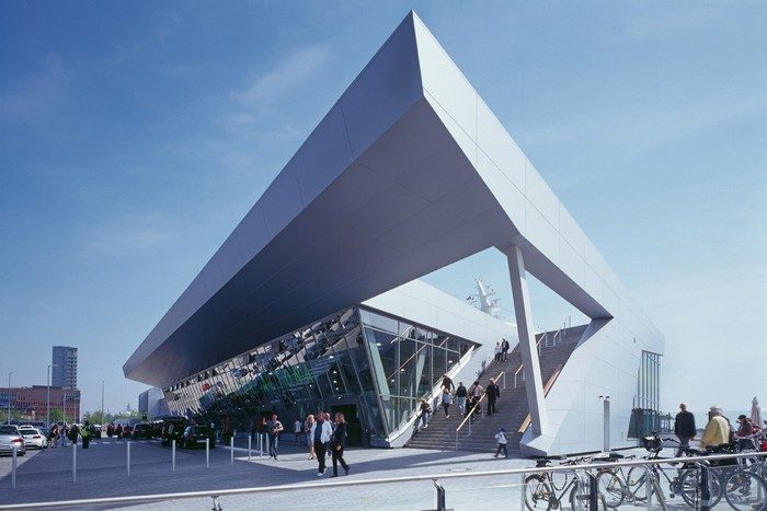 Cruise Center Altona