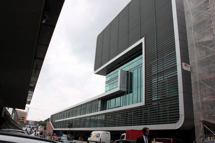 Elbberg-Campus: Außenansicht von der Straße aus