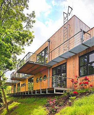 Administrativní budova Ermeg | Foto: Jiří Jiroutek