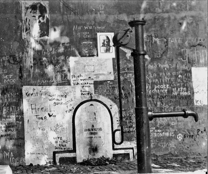 John-Lennon-Mauer 1981 