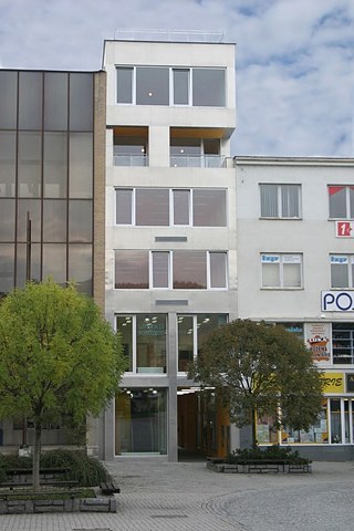 Blick vom Náměstí Míru auf das Multifunktionshaus © Foto: TOAST - Libor Stavjaník und Rudolf Červenka