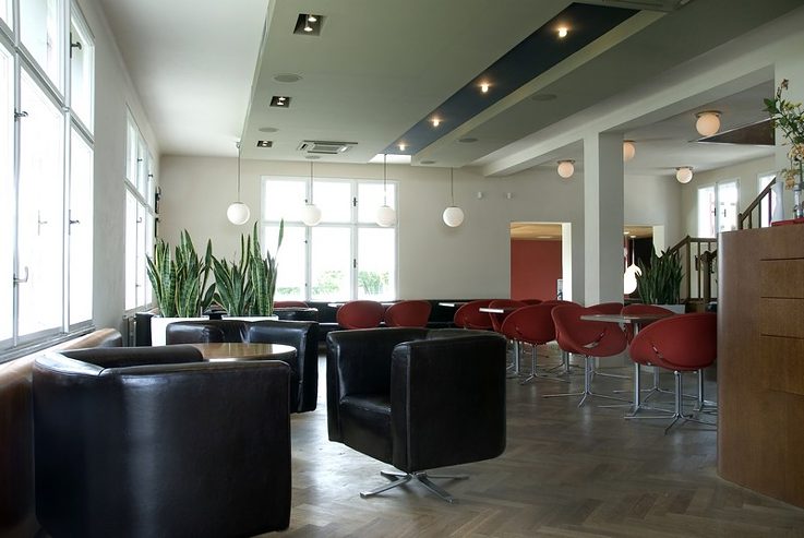 Interieur des Cafés © Foto: TOAST - Libor Stavjaník