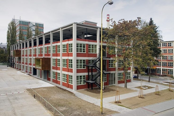 Blick von Osten © TOAST - Libor Stavjaník, Dušan Tománek