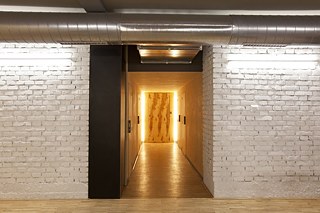 Blick in den Flur zu den Toiletten © Archiv Blok 12