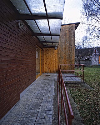 Gemeindeamt Šarov, Haupteingang © Foto: TOAST - Libor Stavjaník