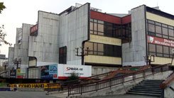 Dům kultury v Plzni: Betonová architektura ze závěrečné fáze socialismu 80. let 20. století