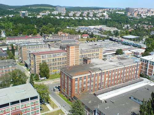 Výhled z Baťova výškového domu na město 