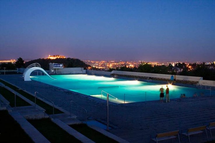 Rekonstruktion und Neugestaltung des Areals für Sport und Erholung Kraví hora