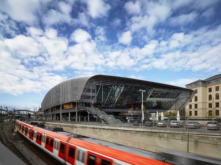 Auer+Weber: ZOB München © Roland Halbe 2009