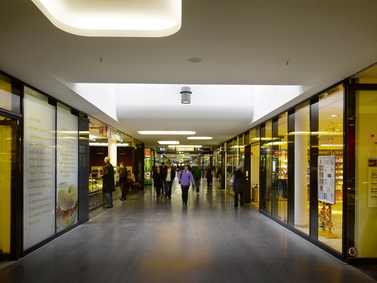 Auer+Weber: ZOB München © Roland Halbe 2009