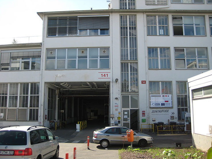 Auf AEG, zur Zentrifuge