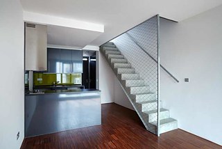 Wohnhaus mit Turnhalle 