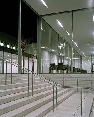 Freitreppe zum Eingangshof 