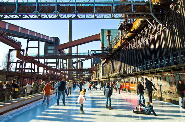 Zeche Zollverein Werksschwimmbad und Eislaufbahn Essen