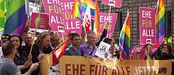 Demonstration in Berlin für die „Ehe für Alle“;