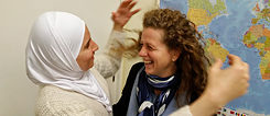 Hend from Syria and the German helper Heike have become friends.