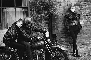 „Allerleirauh“ unabhängige Designergruppe, Modefotografie, 1988, Ostberlin, DDR