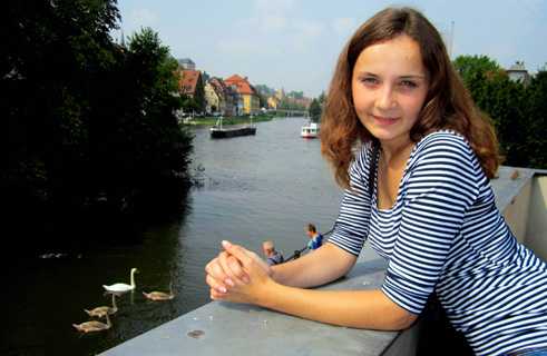 Iryna Shymbra from the Ukraine studies literature and media, and in 2014 was an Erasmus student at the University of Bamberg.