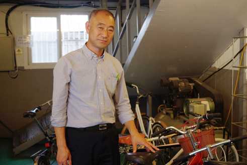 Lee Hyeong-un dává bezdomovcům a bicyklům druhou šanci.