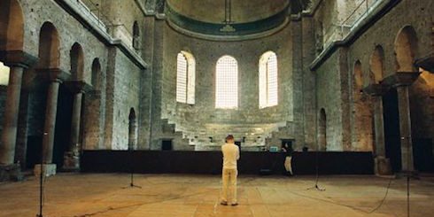 Oft spielen metaphysische Themen in Mark Andres Werk eine Rolle. 