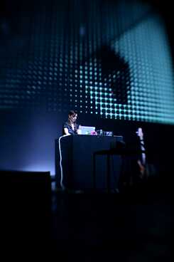 Gudrun Gut live