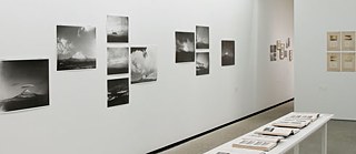 Exhibition view, “Masanao Abe: Mt. Fuji and Atmospheric Science”| Foto aus (Ausschnitt): ”Visions of Fuji: Fuji Paradigms”, Izu Photo Museum, Mishima/Japan, 2015