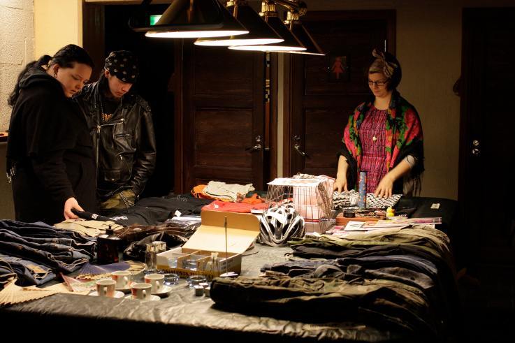 Rauniokaupunki veranstaltet auch Flohmärkte in Bars.