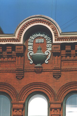 Fassade von A. Eberly's Sons, 2000.