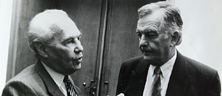 Kurt Krolop (rechts) und Eduard Goldstücker im Prager Goethe-Institut