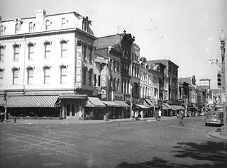 7th Street (westliche Seite), nördlicher Blick von G Street, 23. Oktober, 1949. Fotografiert von  John P. Wymer.