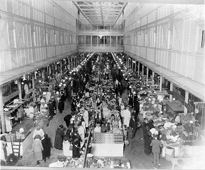 Ansicht des Innenraums einer der Marktflügel, Center Market, 1923.