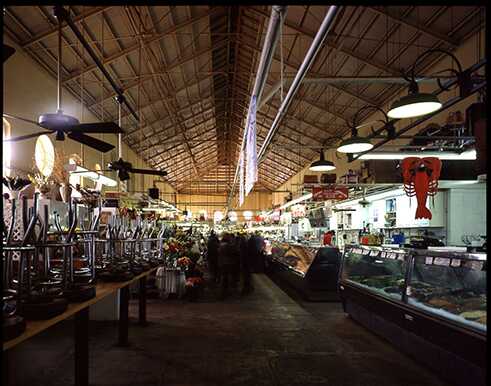 Innenraum des Eastern Market, 2004.