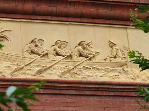 Sailors on Buberl's frieze, 2015.