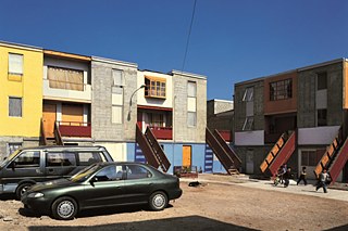 Iquique, Chile, Grundsätzlicher Rahmen: Küche, Bad, Dach 