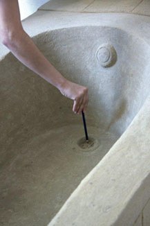 Helen Acosta, Sandbadewanne